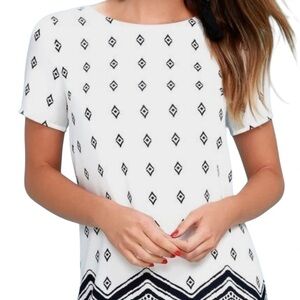 Lulus Navy and White Short Sleeve Shift Dress.  Size XS.